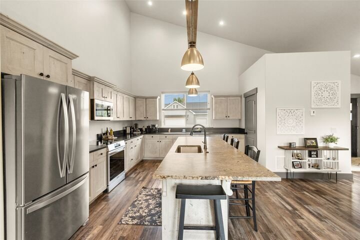 House in Columbia Falls, Montana, United States 5 - 18670329