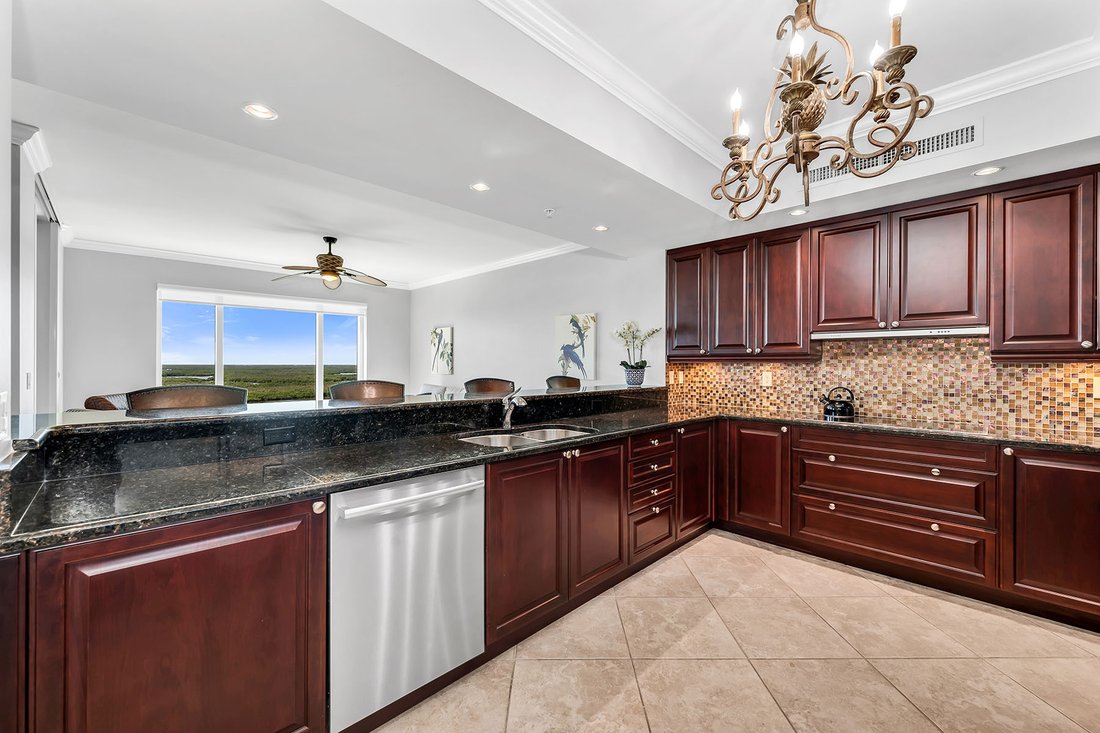 Condo in Naples, Florida, United States 3 - 18666466