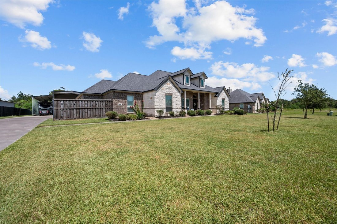 House in Baytown, Texas, United States 5 - 18664178