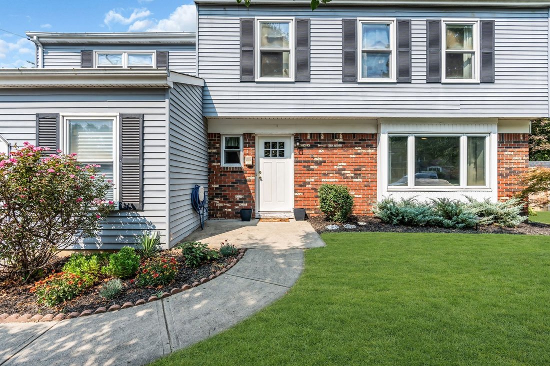 House in Howell Township, New Jersey, United States 3 - 18667564
