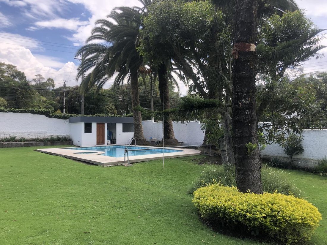 House in Quito, Pichincha, Ecuador 5 - 18660728