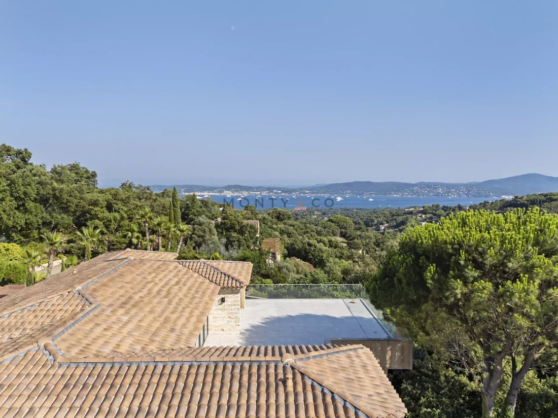 Villa in Grimaud, Provence-Alpes-Côte d'Azur, France 1 - 15913916