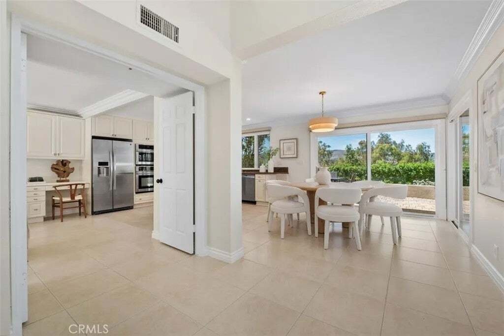 Condo in Irvine, California, United States 5 - 18663980