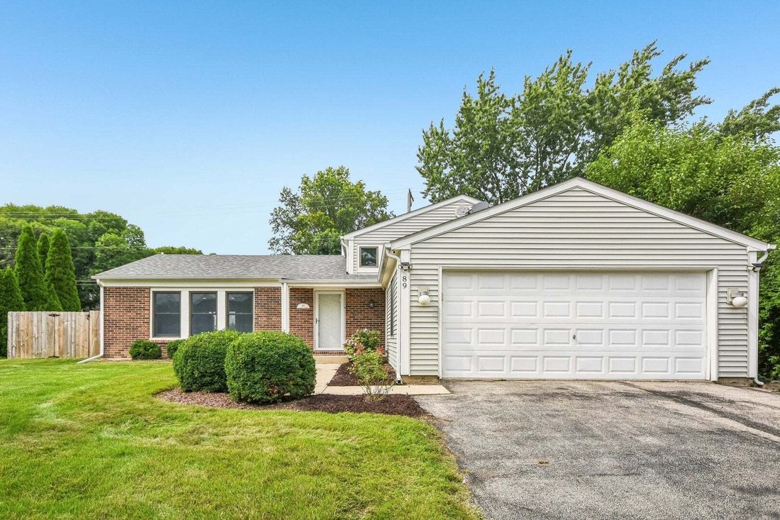 House in Bolingbrook, Illinois, United States 2 - 18663130