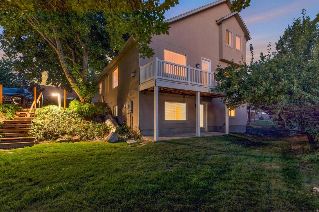 Condo in Holladay, Utah, United States 3 - 18662276