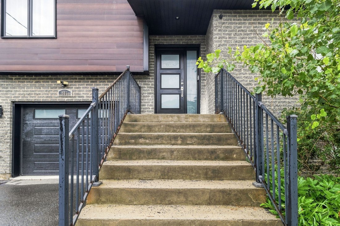 House in Brossard, Quebec, Canada 2 - 18667895