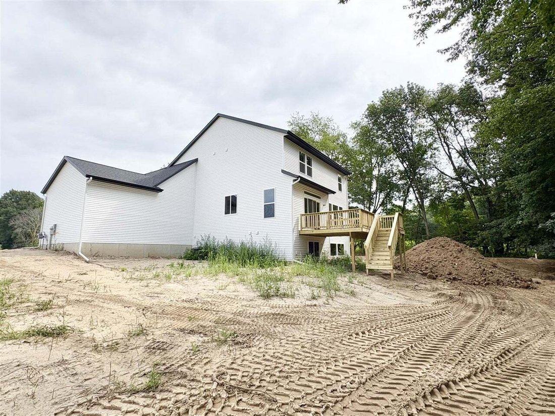 Casa en Dorr, Míchigan, Estados Unidos 2 - 18307245