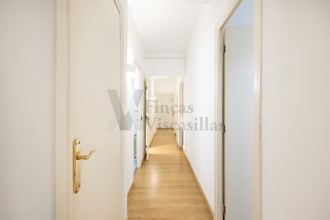 Apartment in Eixample, Barcelona, Spain 3 - 18665926
