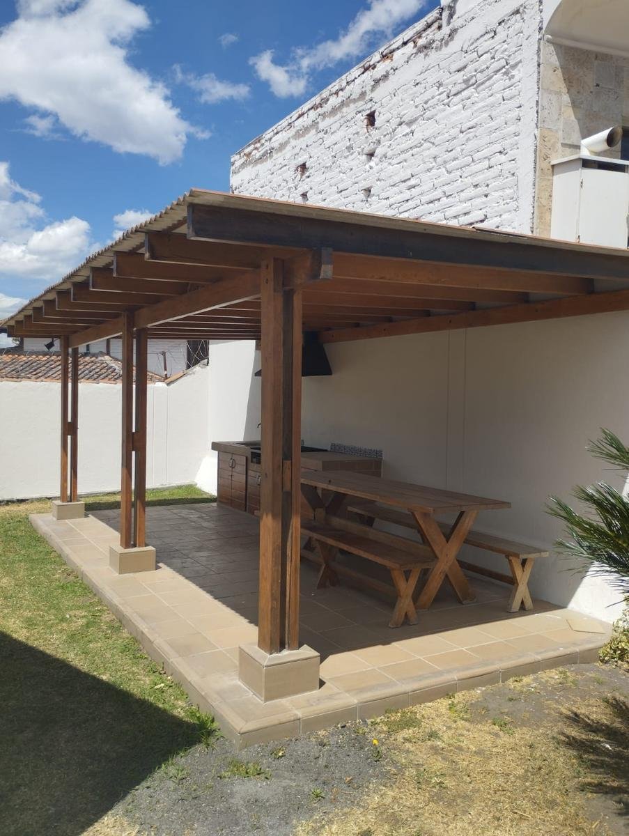 House in Quito, Pichincha, Ecuador 4 - 18661527