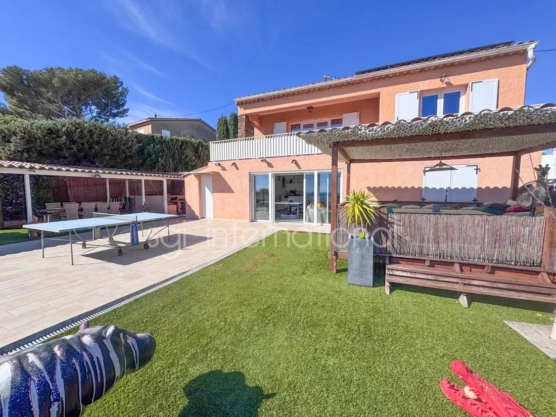 House in Les Issambres, Roquebrune-sur-Argens, France 4 - 17654393