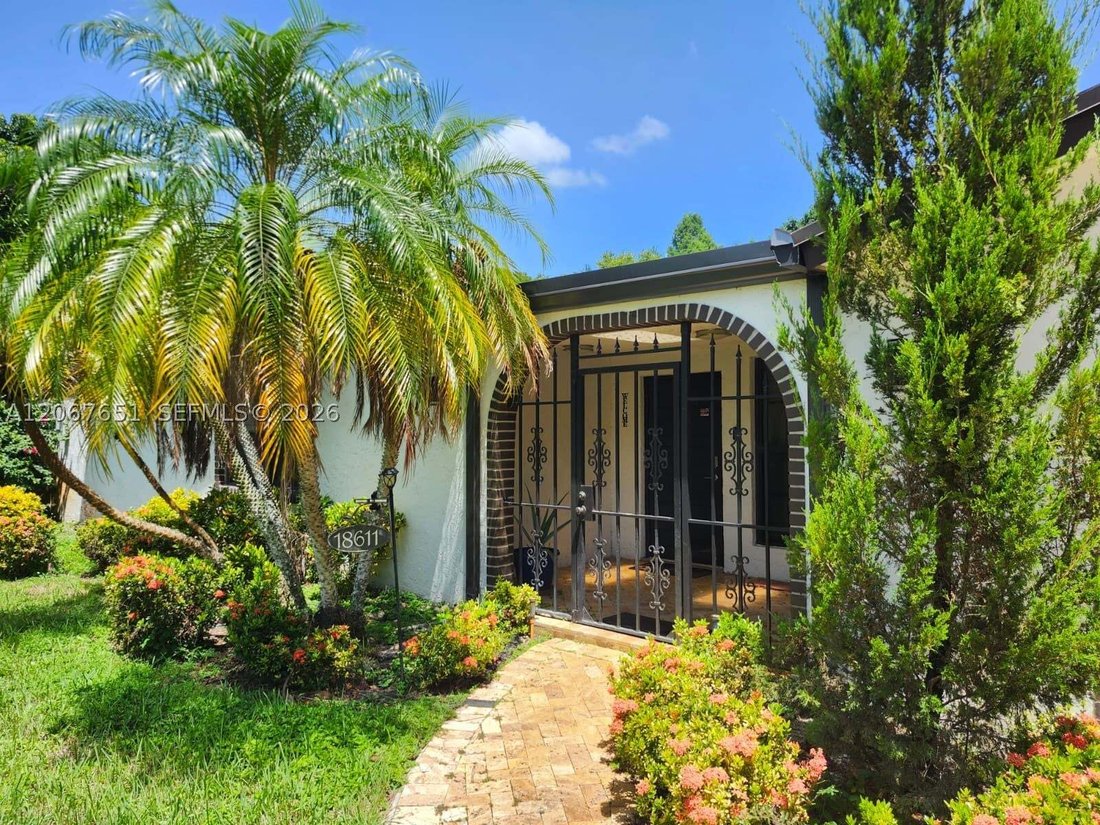 House in Weston, Florida, United States 5 - 18617068