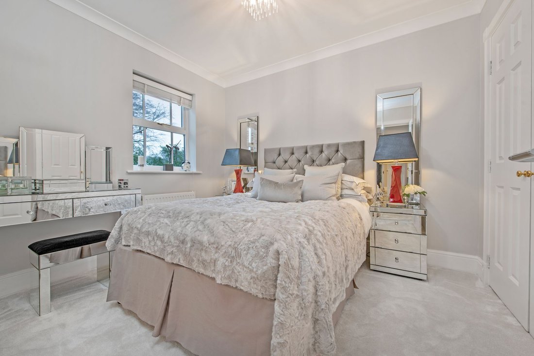 House in Sunninghill, England 5 - 18670657