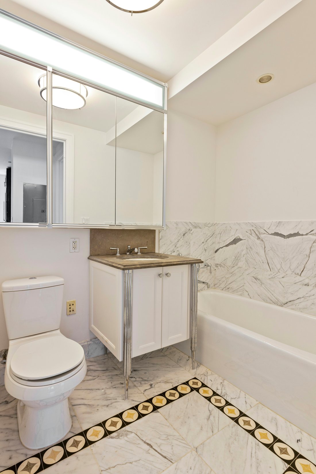 Condo in New York, New York, United States 5 - 17425432