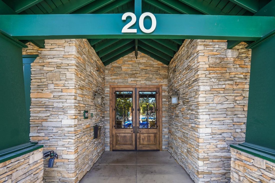 Condo in San Mateo, California, United States 4 - 18659177