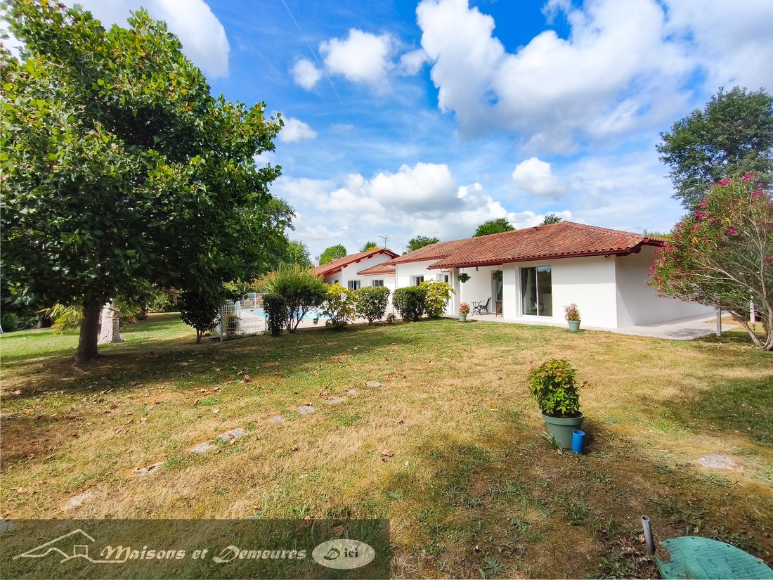 House in Urcuit, Nouvelle-Aquitaine, France 2 - 18670836