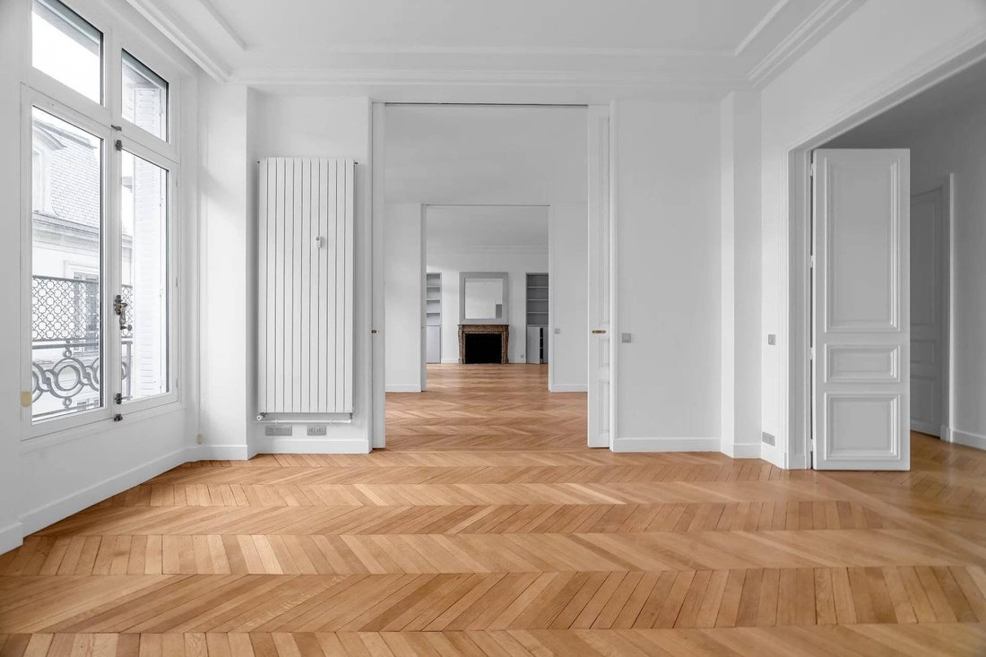 Apartment in Saint Philippe du Roule, Paris 8e Arrondissement, Paris 2 - 17267722