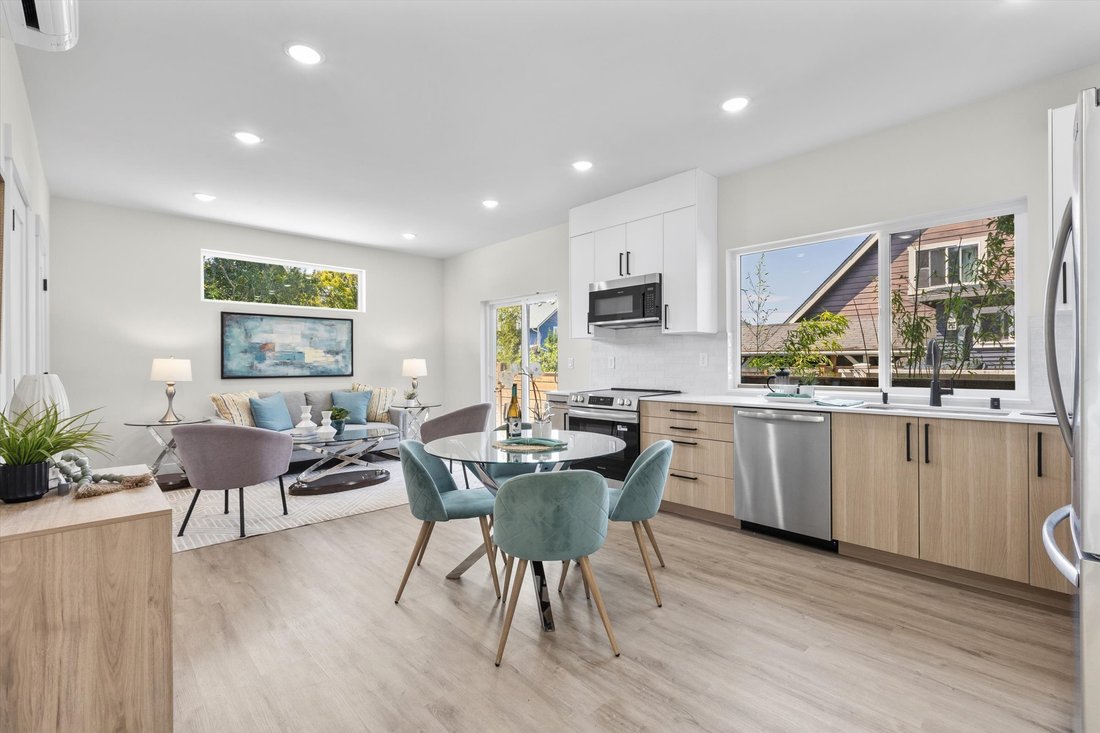 Condo in Seattle, Washington, United States 3 - 18665520