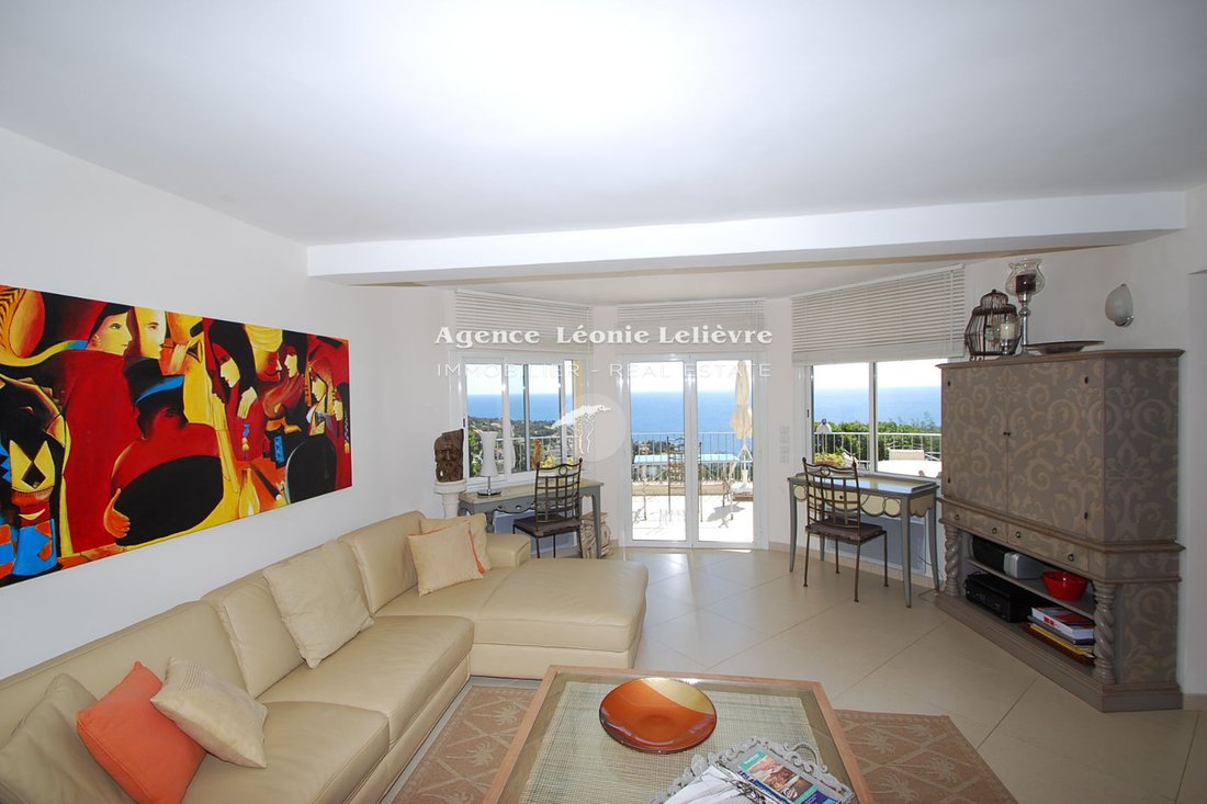 Villa in Les Issambres, Roquebrune-sur-Argens, France 5 - 18666476