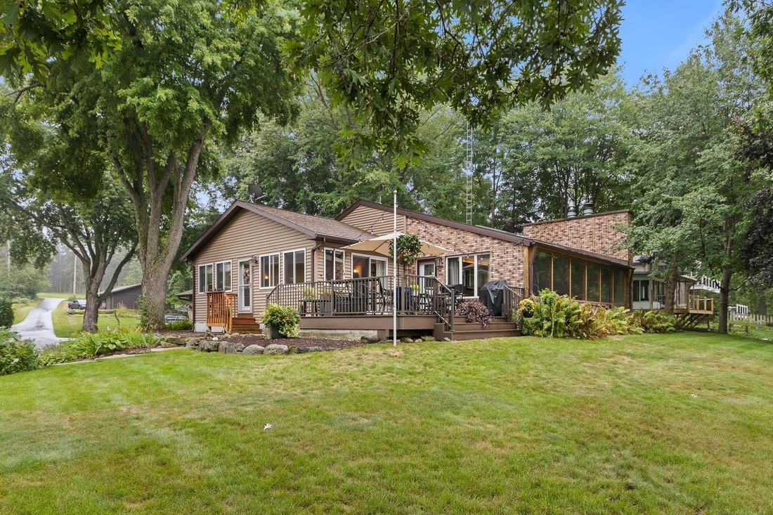House in Lake Wisconsin, Wisconsin, United States 1 - 18662903