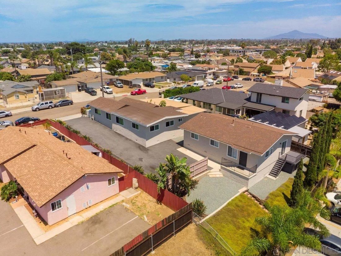 Chula Vista, California, United States 5 - 18663875