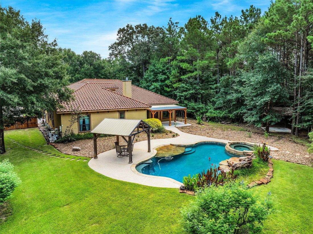 House in Montgomery, Texas, United States 1 - 18669404