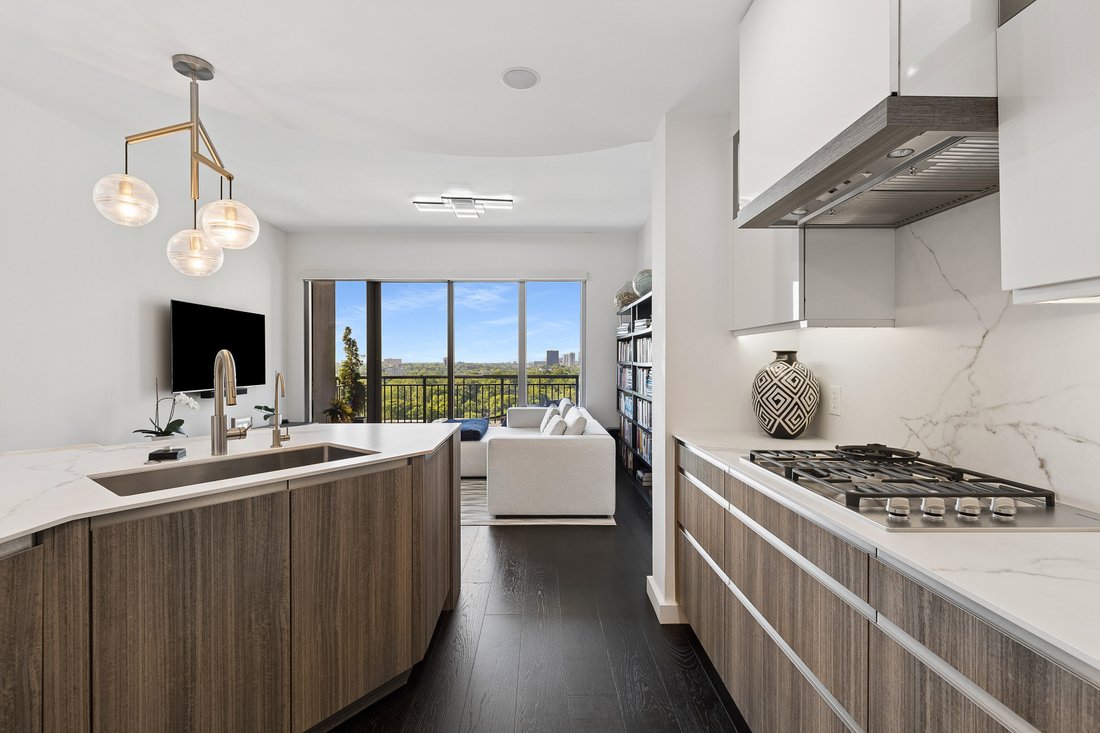 Condo in Atlanta, Georgia, United States 1 - 18666469