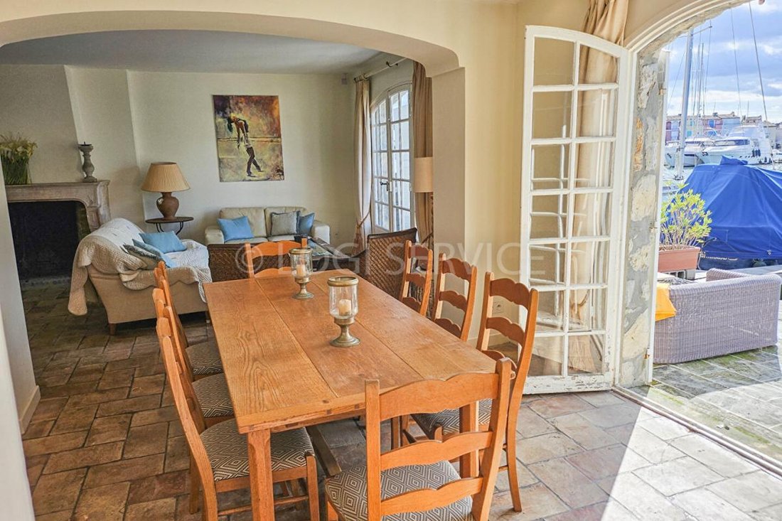 House in Grimaud, Provence-Alpes-Côte d'Azur, France 3 - 18013627