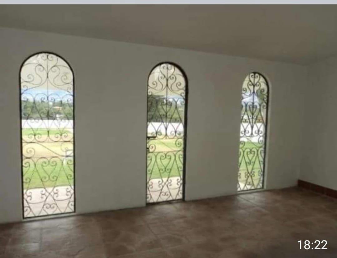 Land in Quito, Pichincha, Ecuador 4 - 18660581