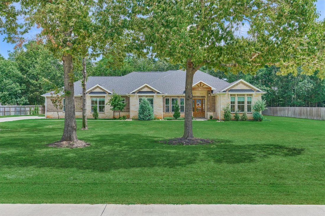 House in Montgomery, Texas, United States 1 - 18666366