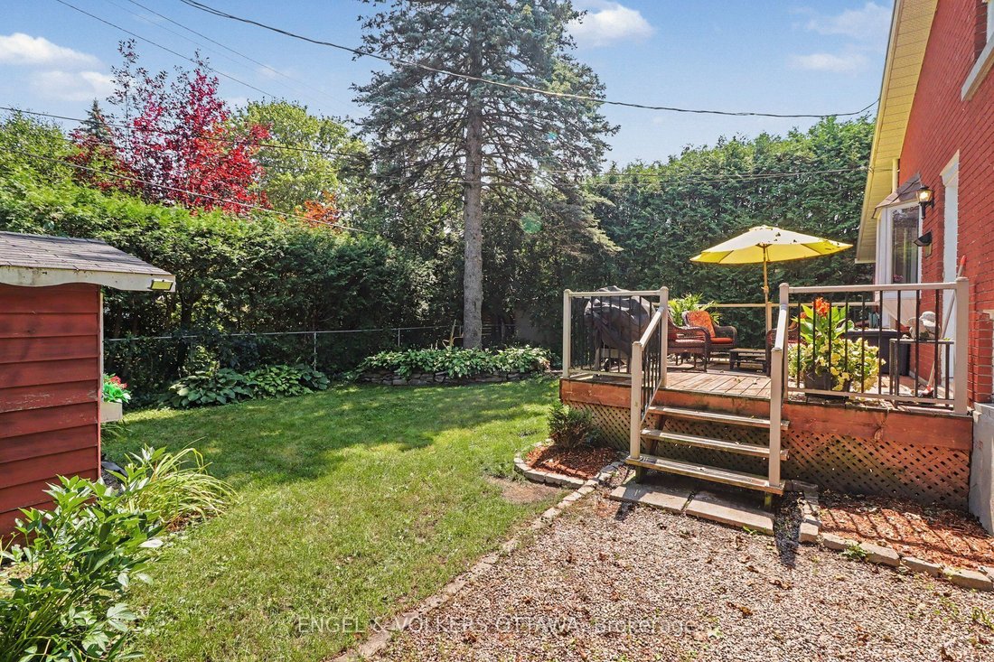 House in Ottawa, Ontario, Canada 4 - 18666518