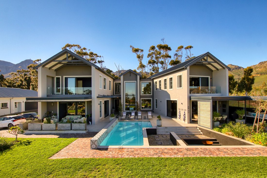 Country House in Sir Lowry's Pass, Cape Town, South Africa 1 - 18665075