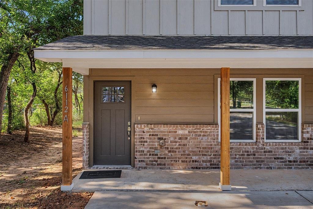 Haltom City, Texas, United States 3 - 18661728