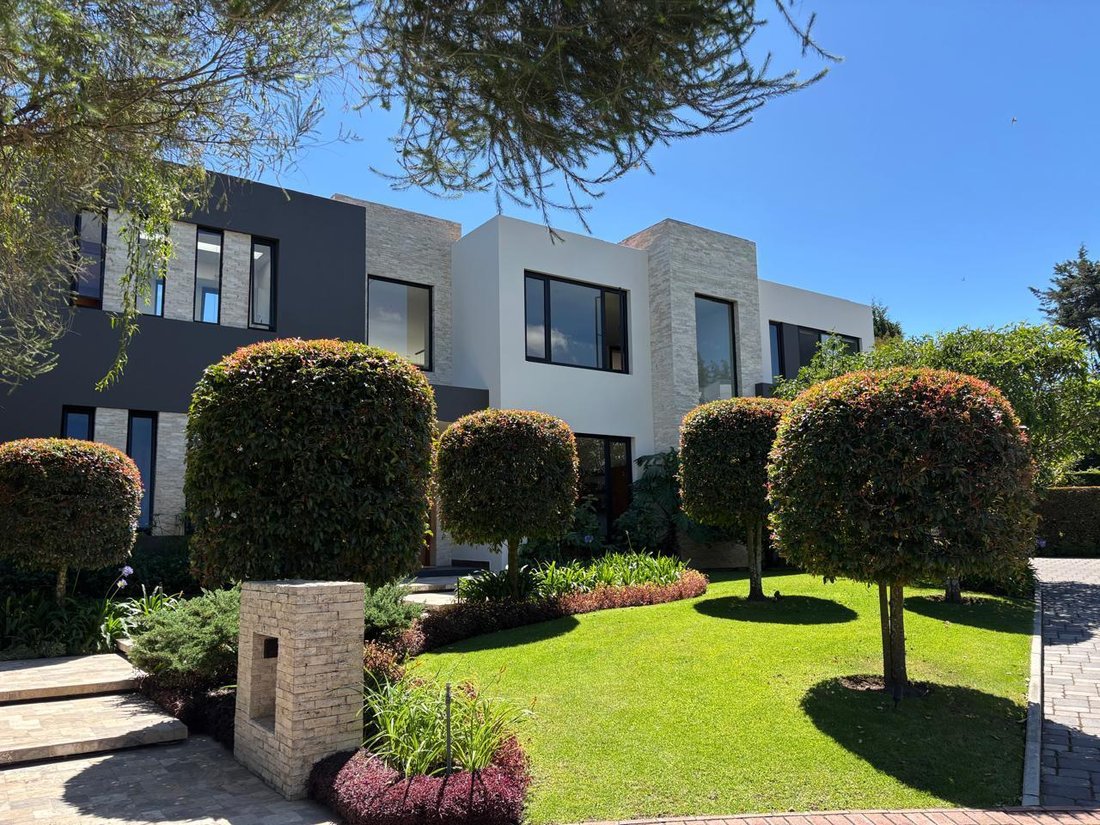 House in Quito, Pichincha, Ecuador 1 - 18660238