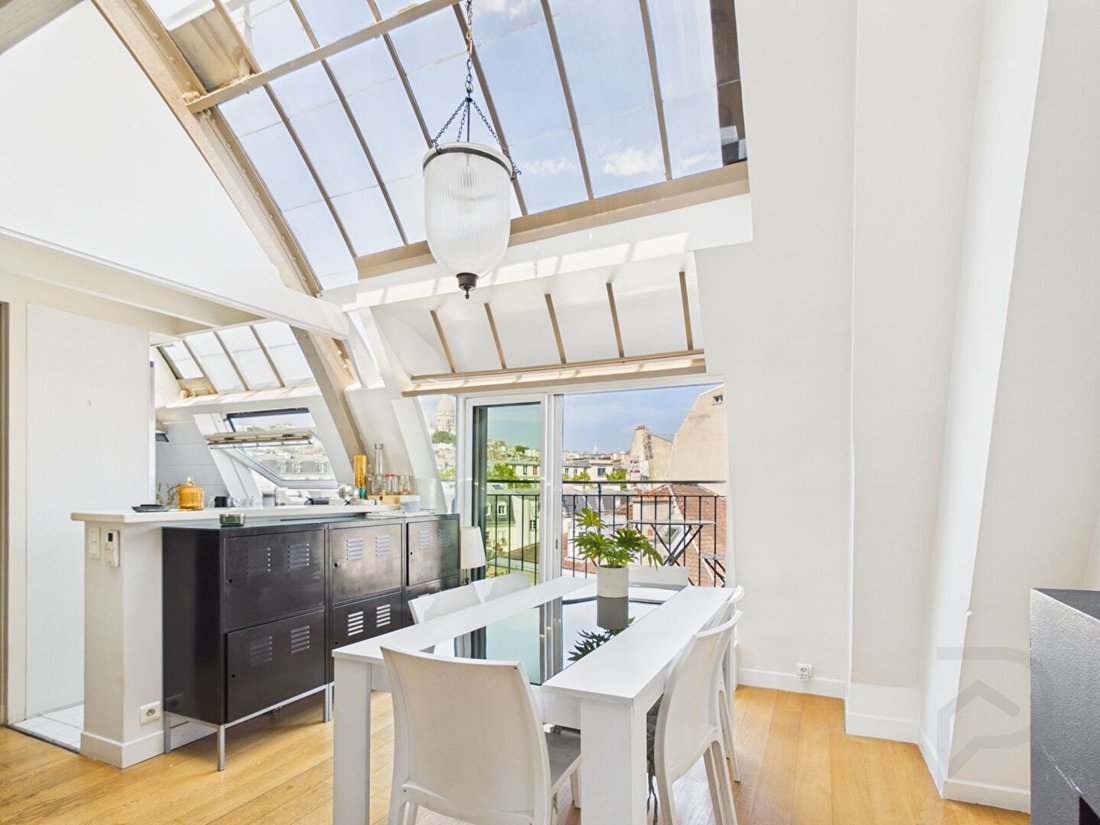 Apartment in Lorette-Martyrs, Paris 9e Arrondissement, Paris 1 - 18661094