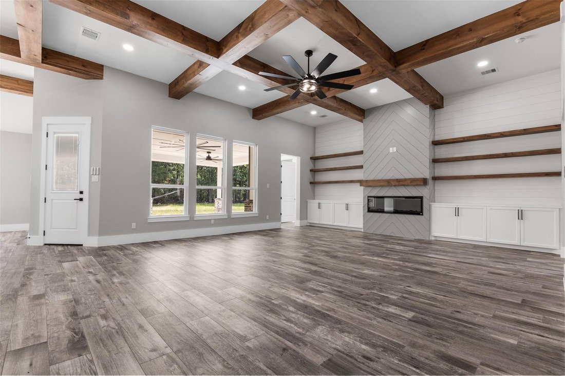 House in Cleveland, Texas, United States 2 - 18669427