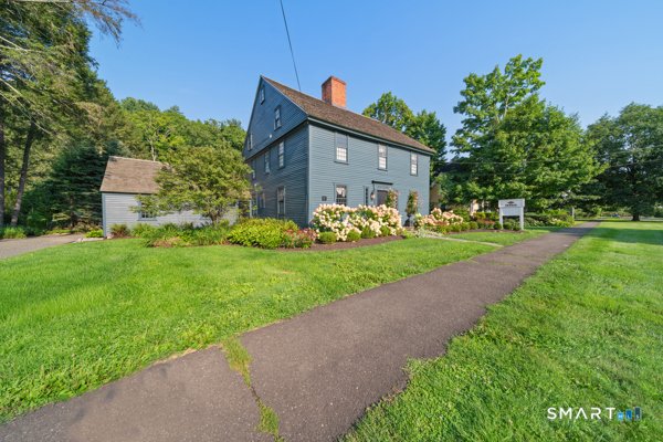 House in Woodbury, Connecticut, United States 2 - 17642316
