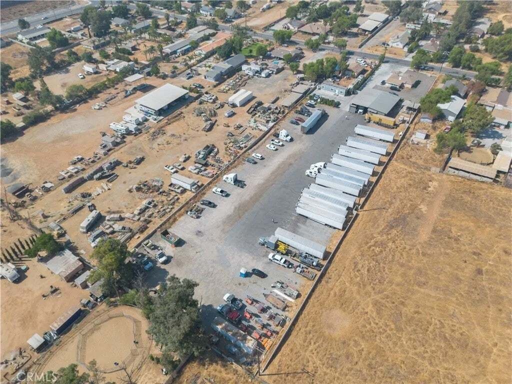 House in Jurupa Valley, California, United States 5 - 16522408