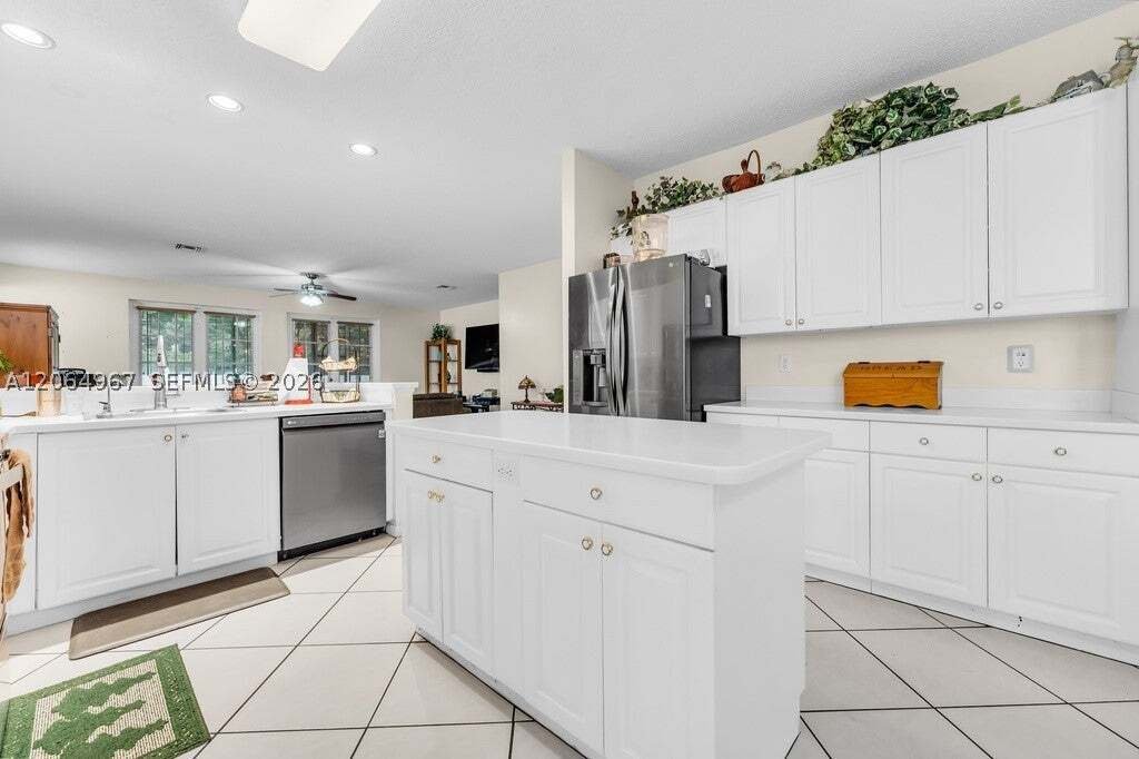 House in Pembroke Pines, Florida, United States 3 - 18671497