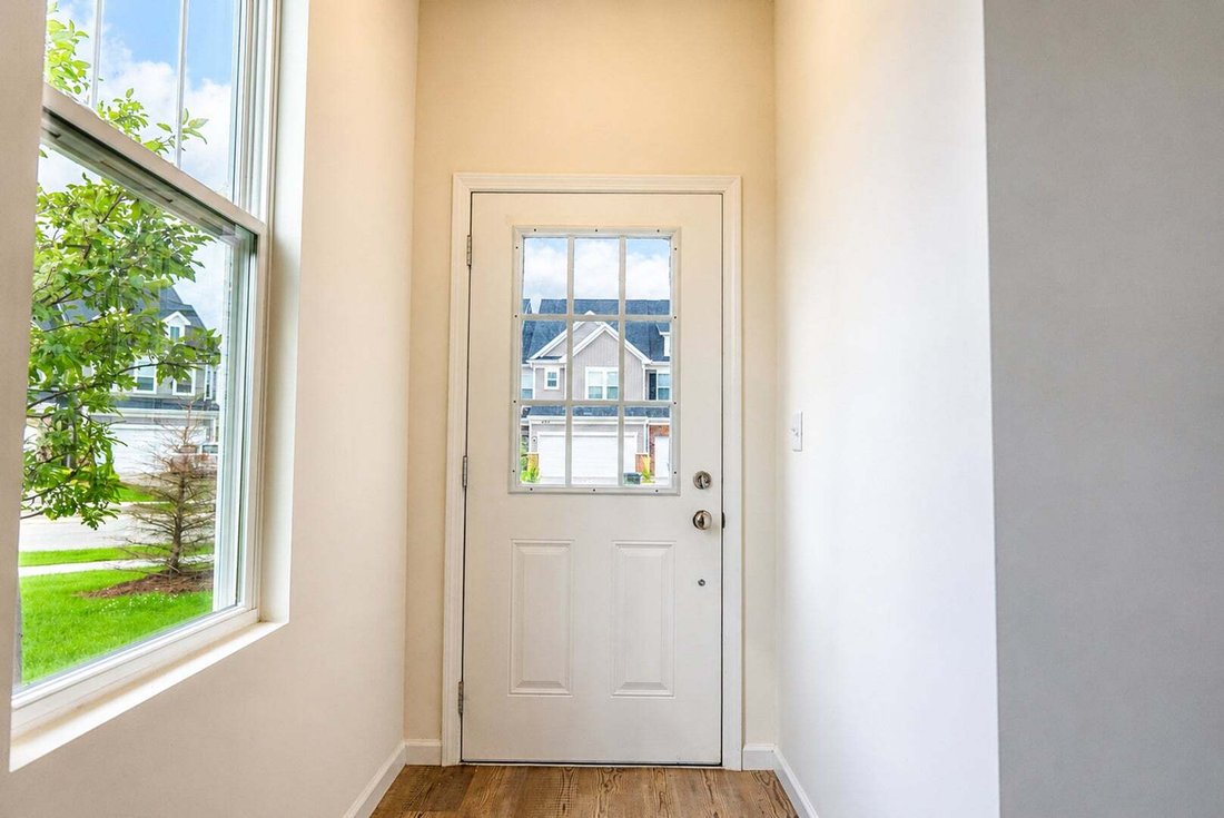 Townhouse in Bolingbrook, Illinois, United States 5 - 18663396