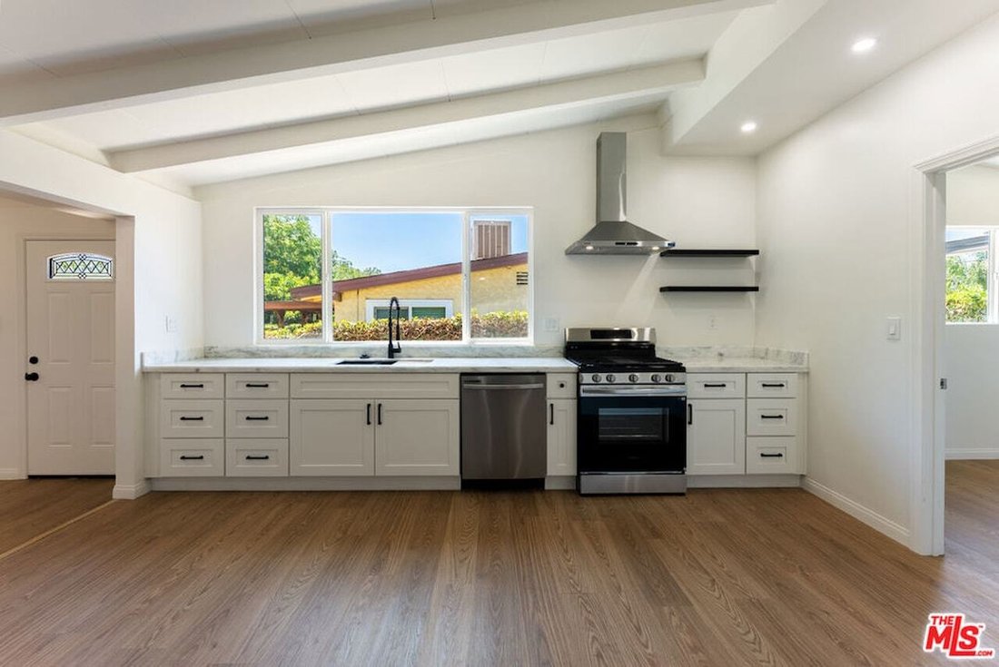 House in Los Angeles, California, United States 4 - 18660415