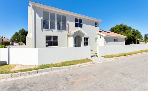 House in Port Owen, Western Cape, South Africa 1