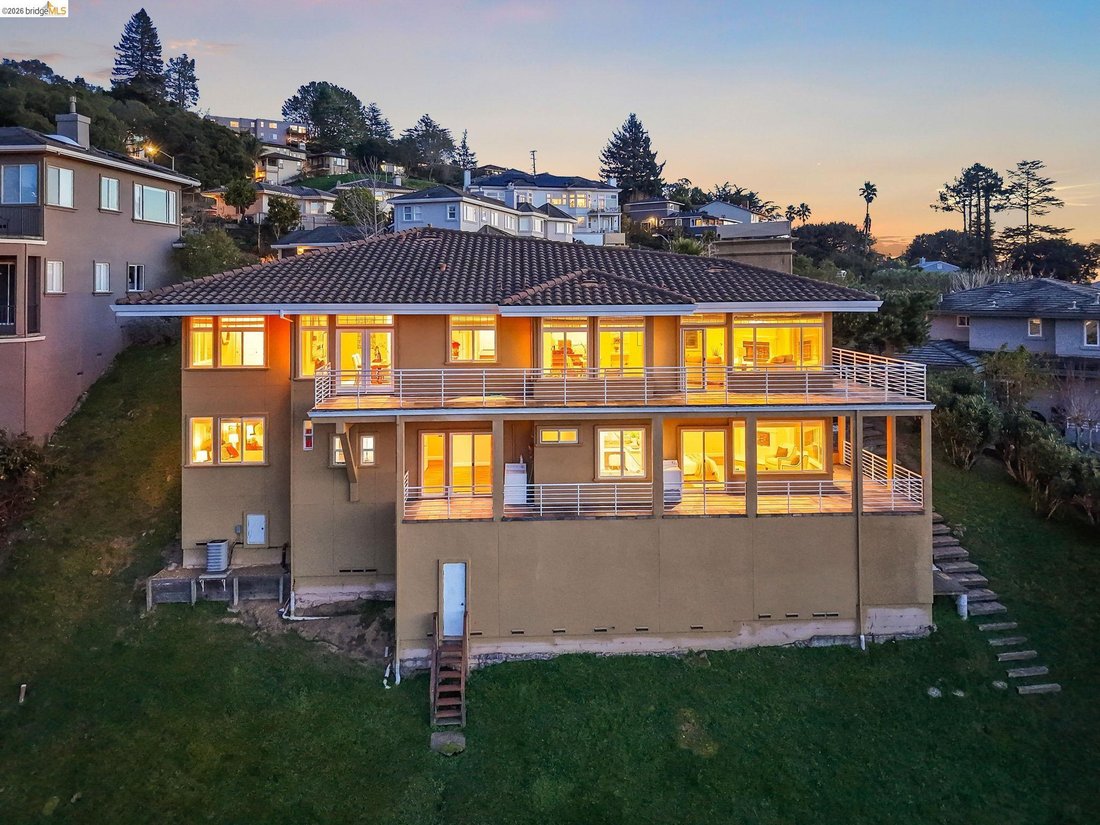 House in Oakland, California, United States 5 - 18662280