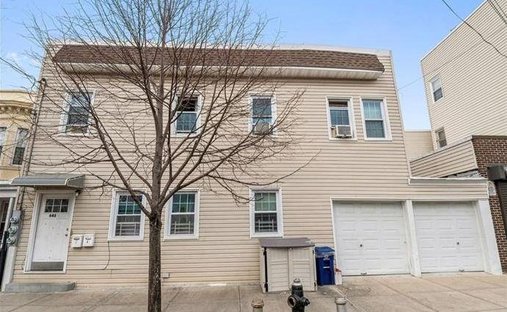 House in New York, New York, United States 1