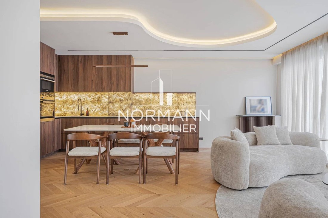 Apartment in Bois de Boulogne, Paris 16e Arrondissement, Paris 4 - 17727400