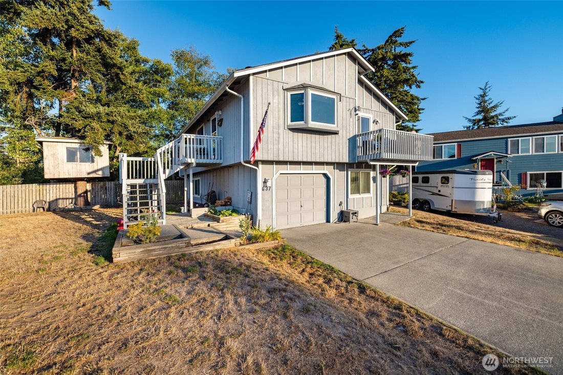 Oak Harbor, Washington, United States 4 - 18659939