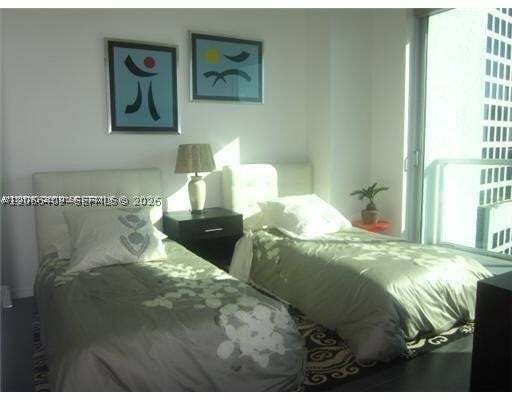 Condo in Miami, Florida, United States 5 - 18663438