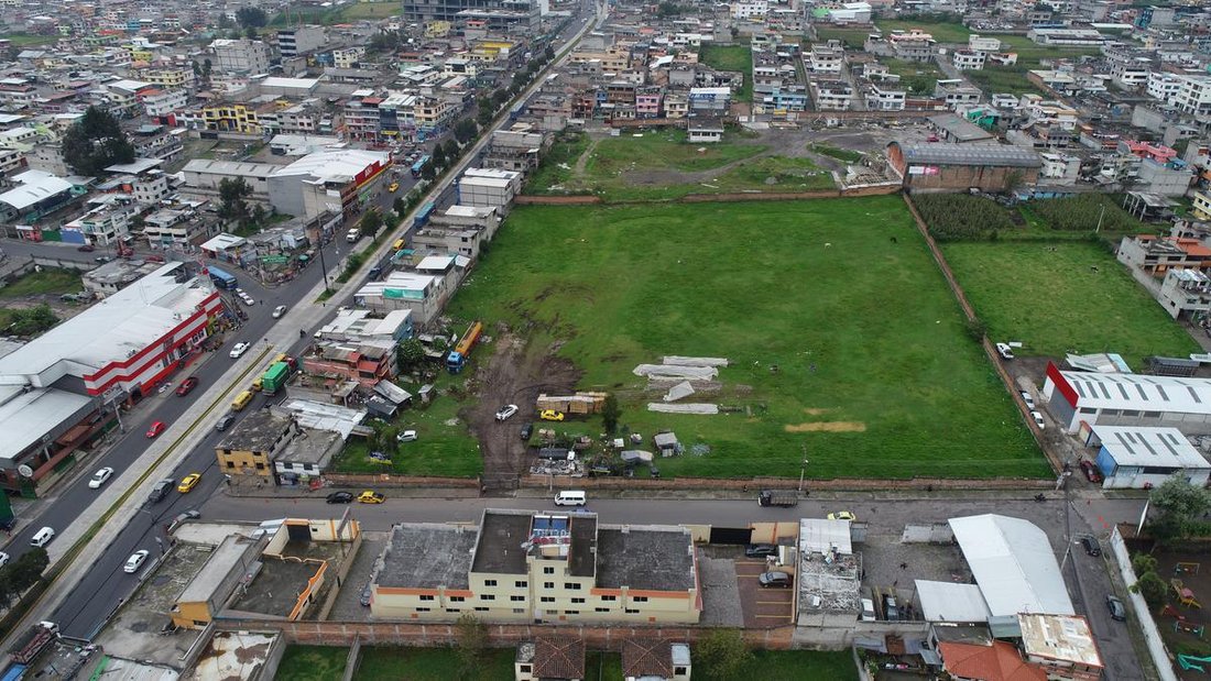 Land in Quito, Pichincha, Ecuador 5 - 18660615