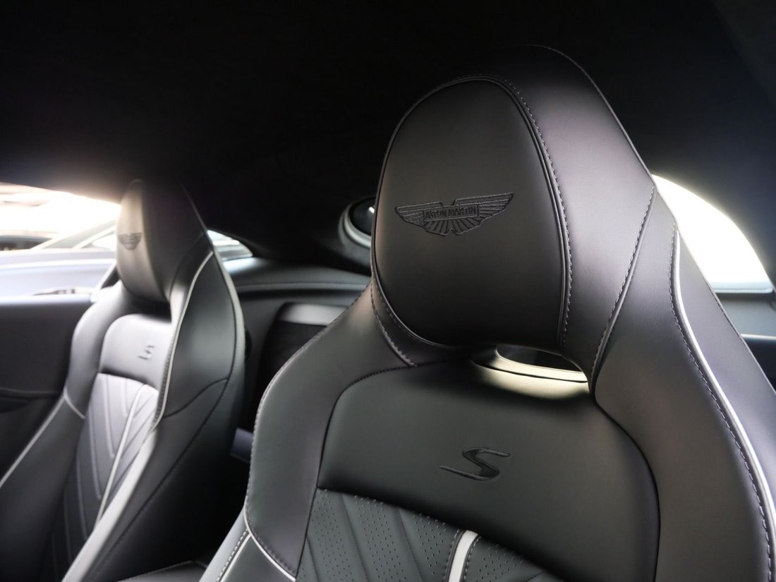 Coupe in Beverly Hills, CA, United States 5 - 18494784