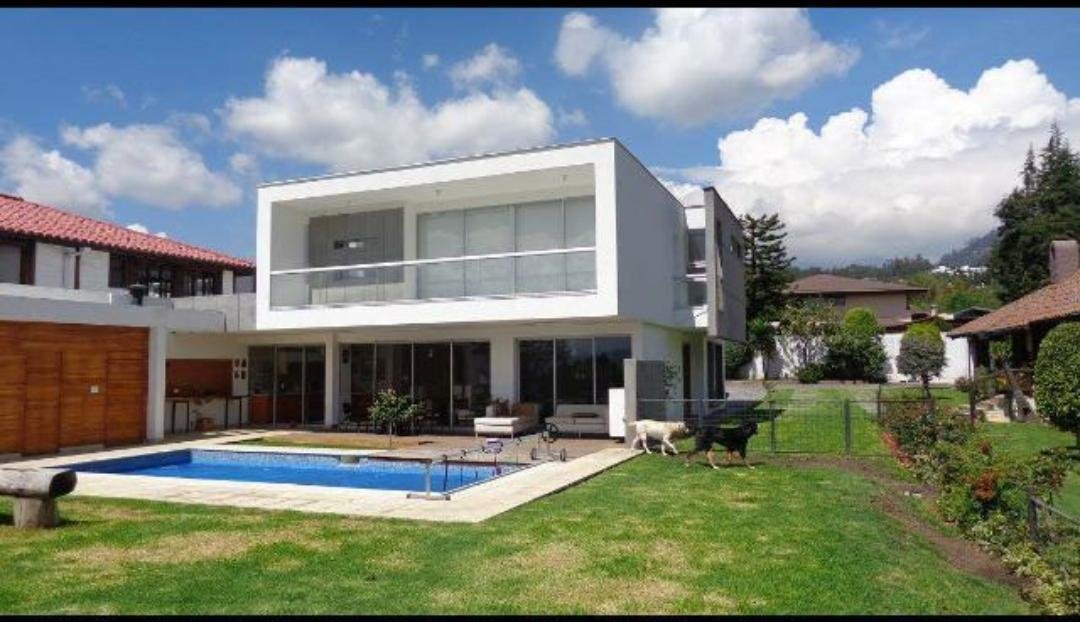 House in Quito, Pichincha, Ecuador 3 - 18661511
