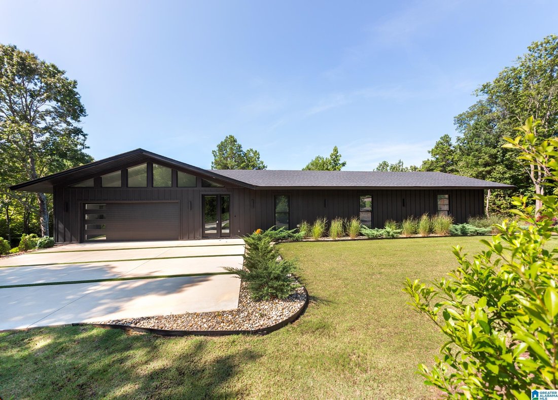 House in Anniston, Alabama, United States 1 - 18662402